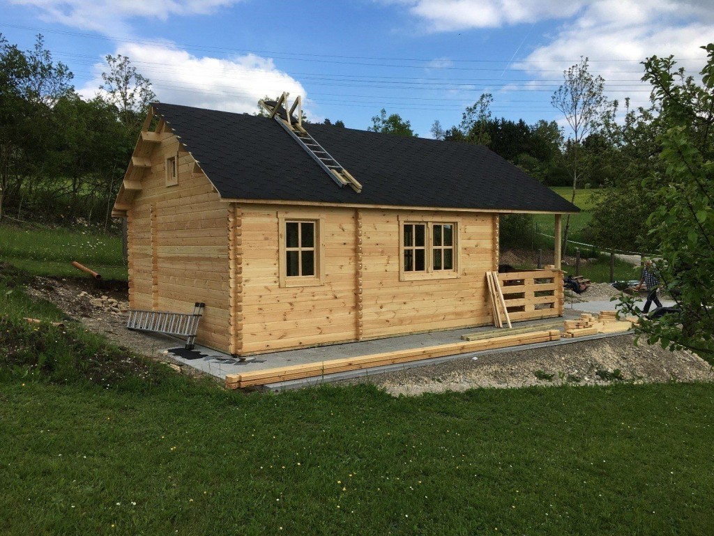 log cabin annexe